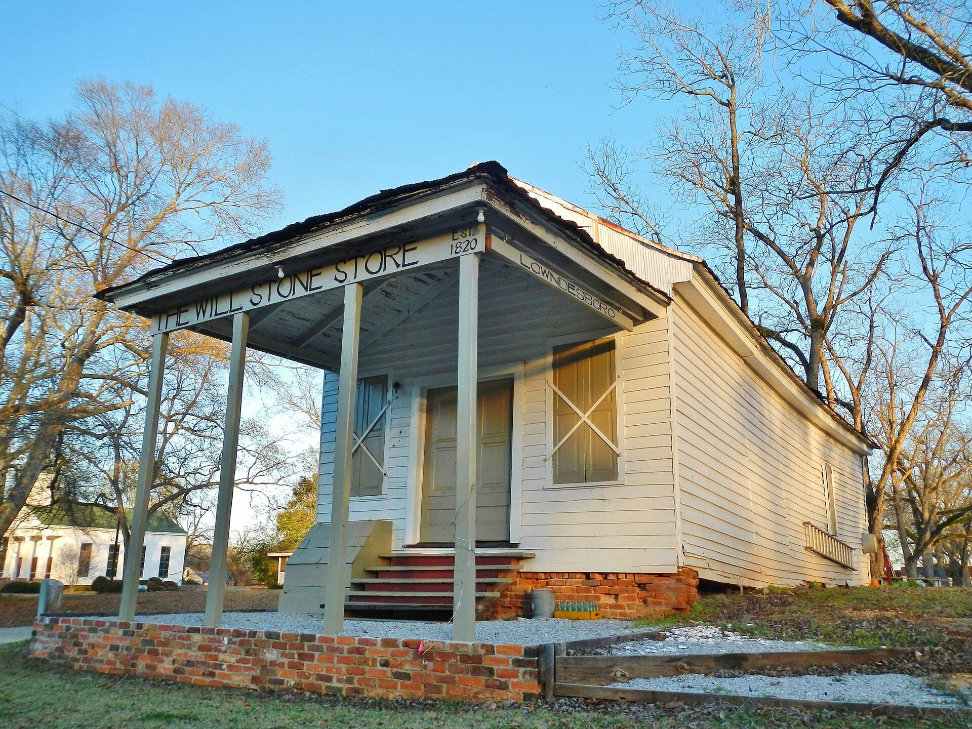 The Will Stone Store, an 1820 commercial building in the Lowndesboro Historic District.